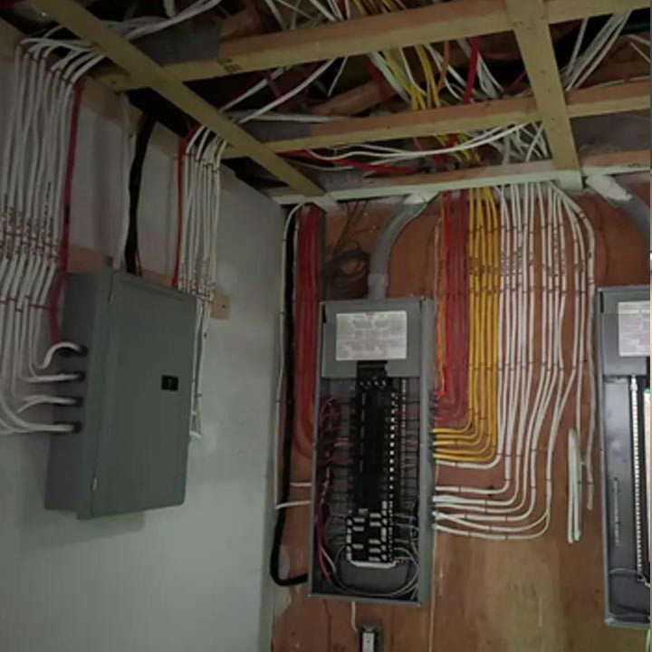 Mise aux normes et installation de panneau électrique par Nick Electrique